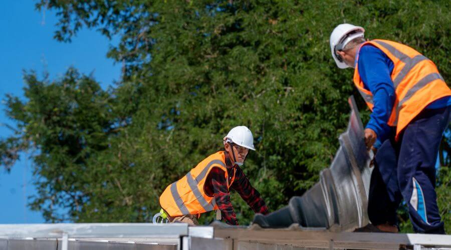 Professional residential roofers in Alva, WY
